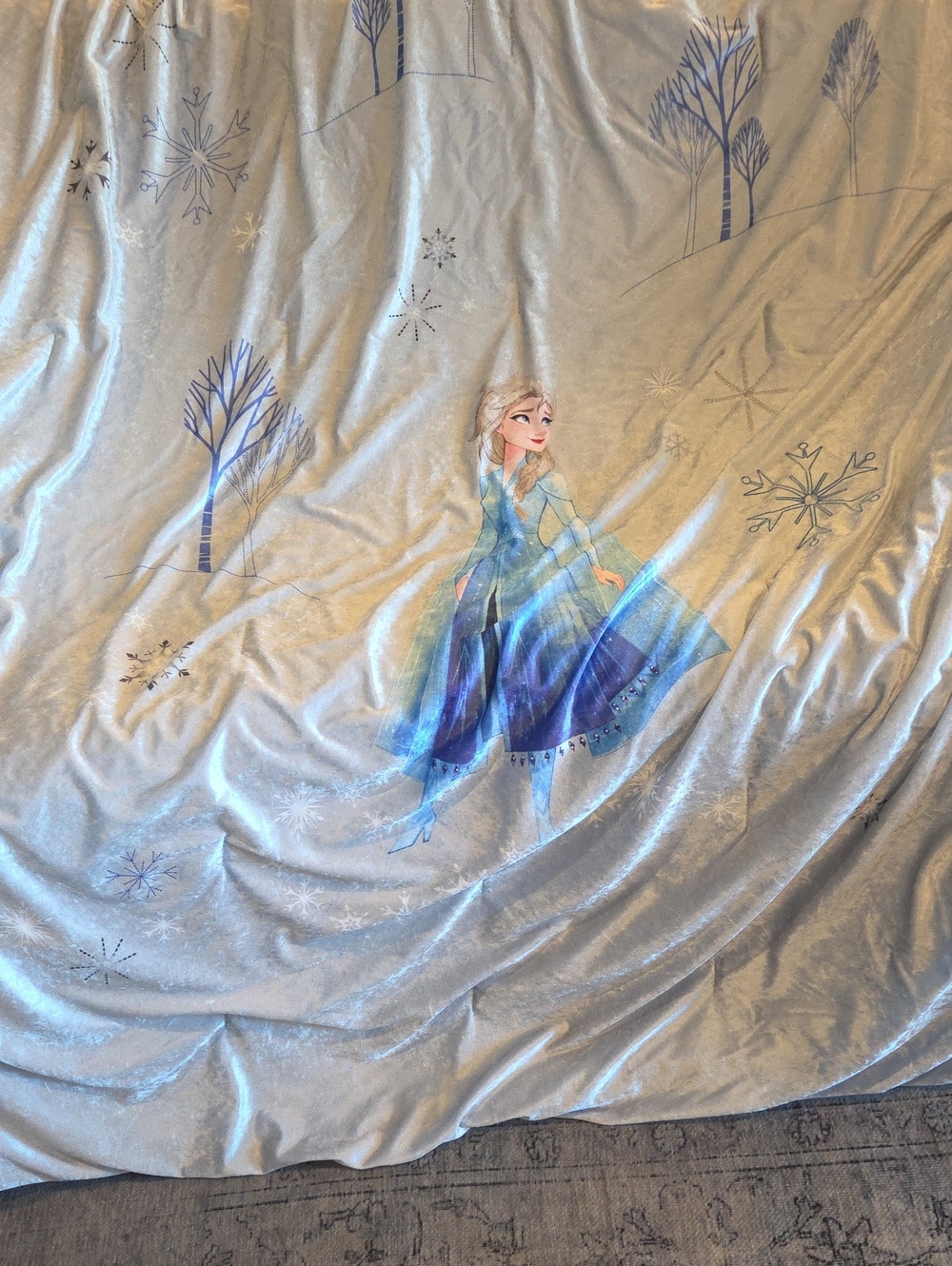 Blue Frozen-Themed Girls' Comforter - Disney Elsa Design- FULL size